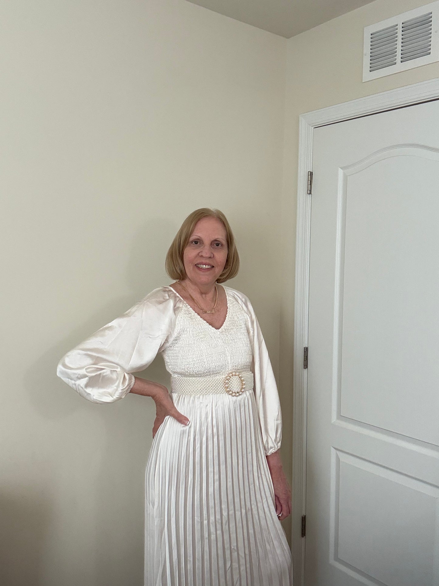 VESTIDOS MIDI DE SATÉN CON SMOCKED TOP