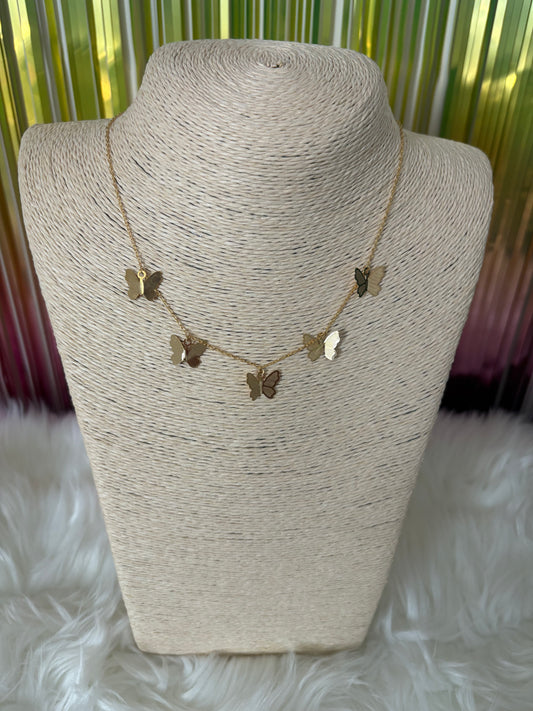 Cadena en Mariposas En Oro